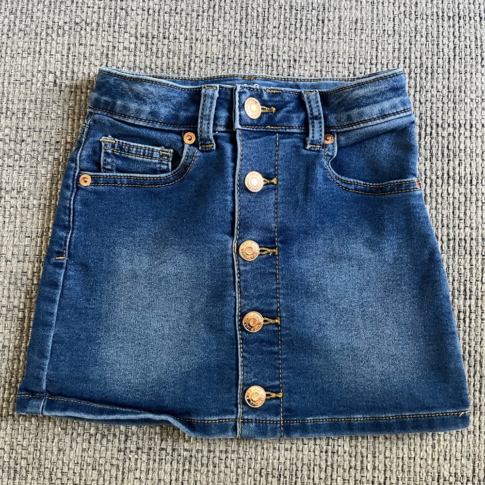Cat & Jack Jean skirt - size 4/5